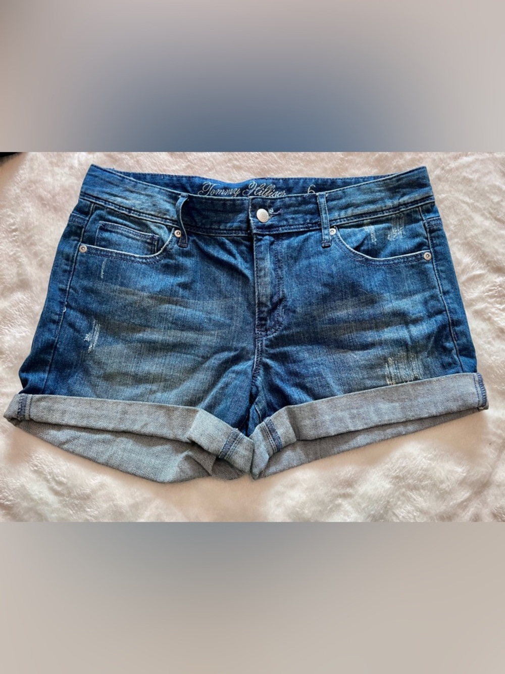 Tommy Hilfiger Blue Denim Shorts with Script Logo Cuffed Classic Sz 6 Y2K